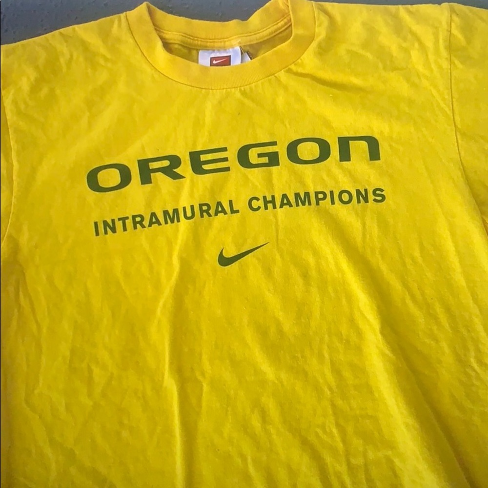 Nike Vintage Middle Swoosh Oregon Champions tee